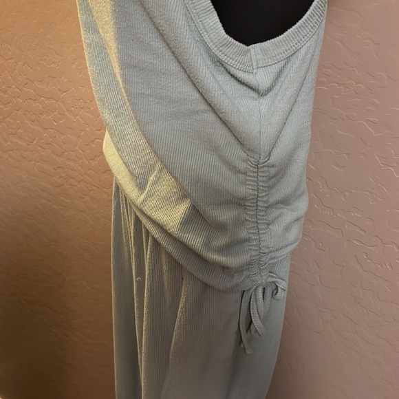 Super Fun and Company 1 State Lounge Set - Picture 4 of 12